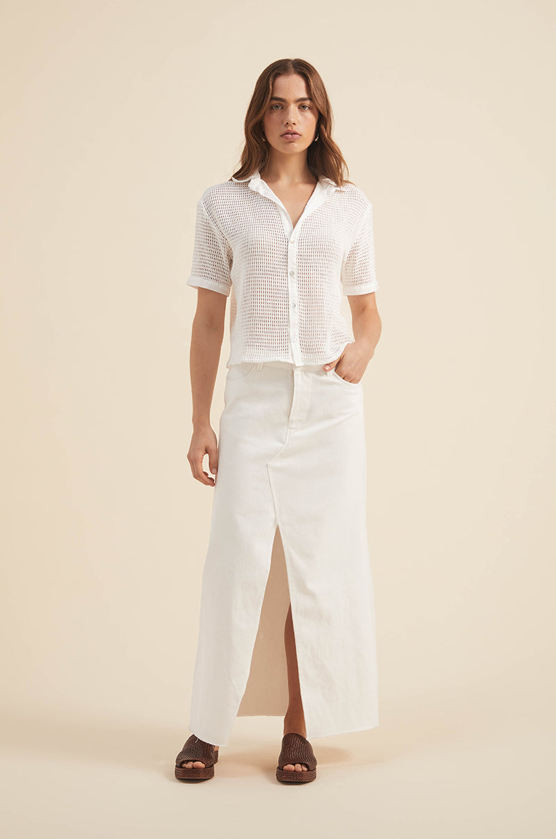 Raw-edge hem midi skirt - heavyweight cotton denim - white